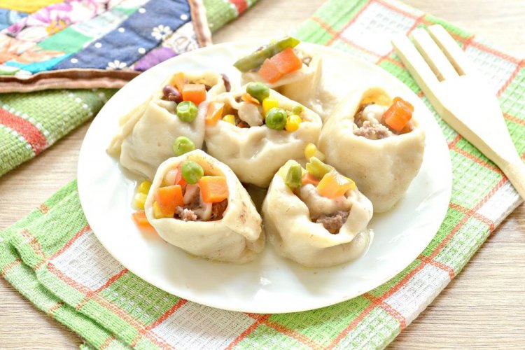 Pelmeni perezosos con verduras