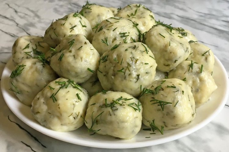 Pelmeni perezosos sin amasar en sartén