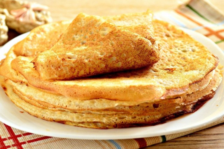 Yeast Pancakes with Mayonnaise