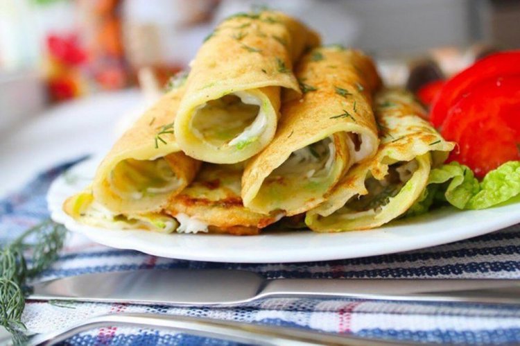 Zucchini Pancakes with Sour Cream and Mayonnaise