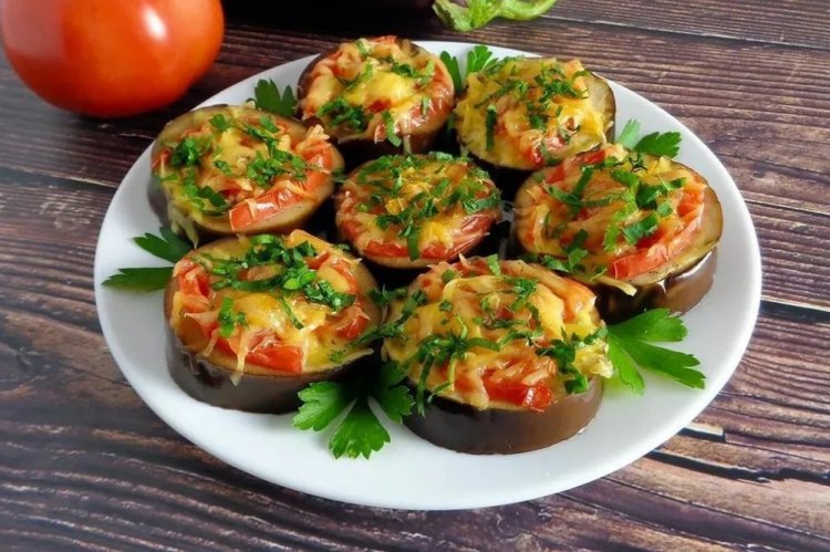Berenjenas gratinadas con queso al horno