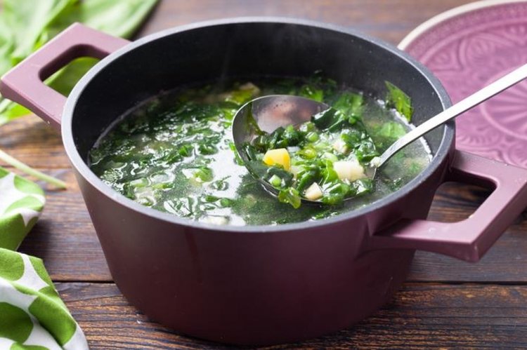 Vegetable Soup with Wild Garlic