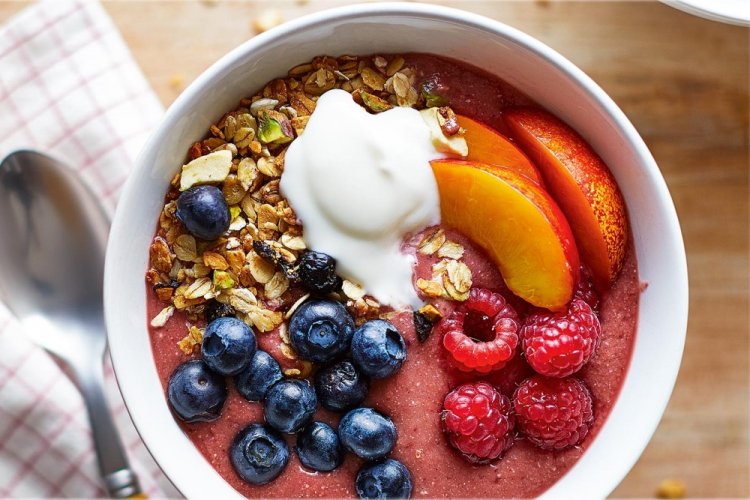 Peach Smoothie Bowl