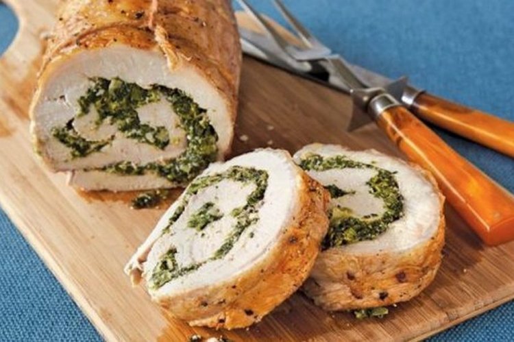 Rollo de cerdo con pesto