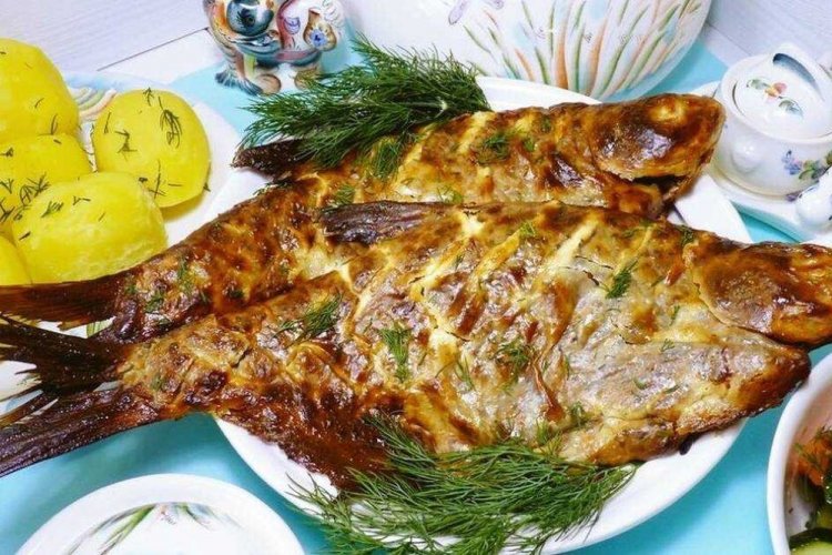 Besugo asado en adobo de miel y mostaza