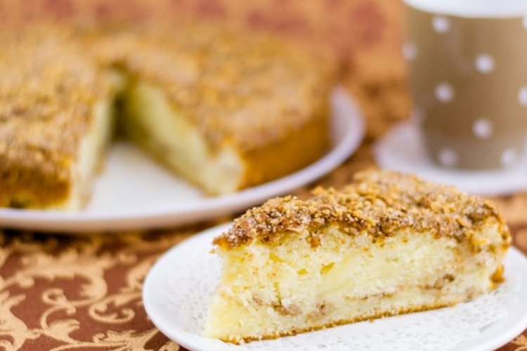 Pastel de crema agria y harina de arroz