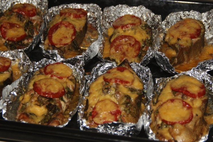 Chum Salmon with Tomatoes and Cheese in the Oven