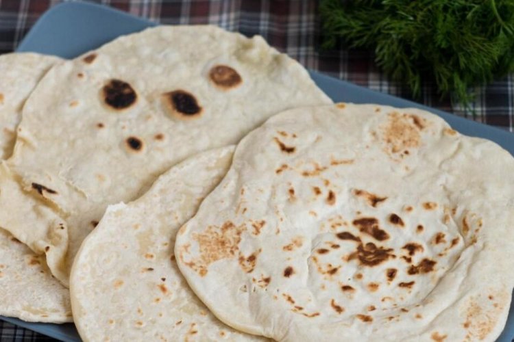 Water Flatbreads in a Skillet
