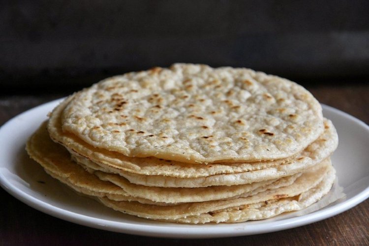 Water Flatbreads with Rice Flour