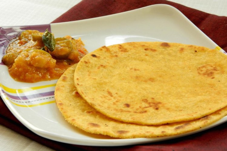 Water Flatbreads with Corn Flour