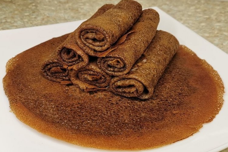 Healthy Chocolate Rice Flour Pancakes with Water
