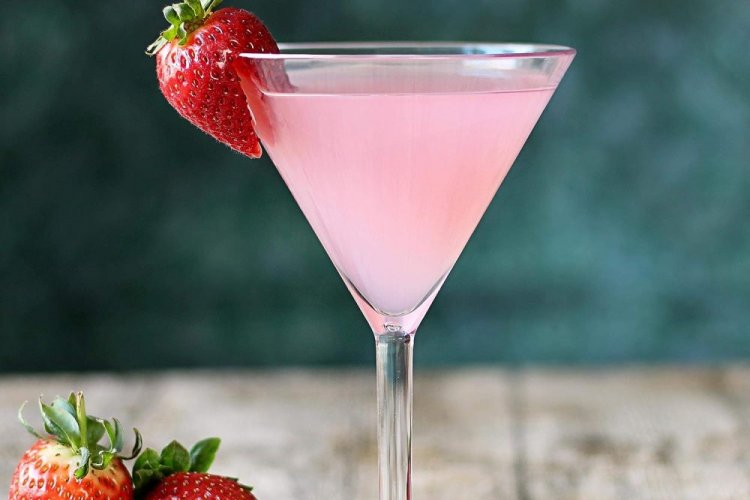 Strawberry Cosmopolitan