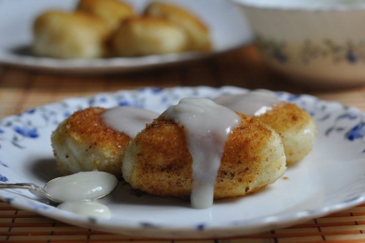 Semolina Patties with Lemon