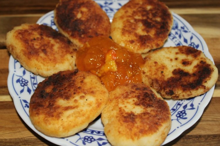 Semolina Patties with Water