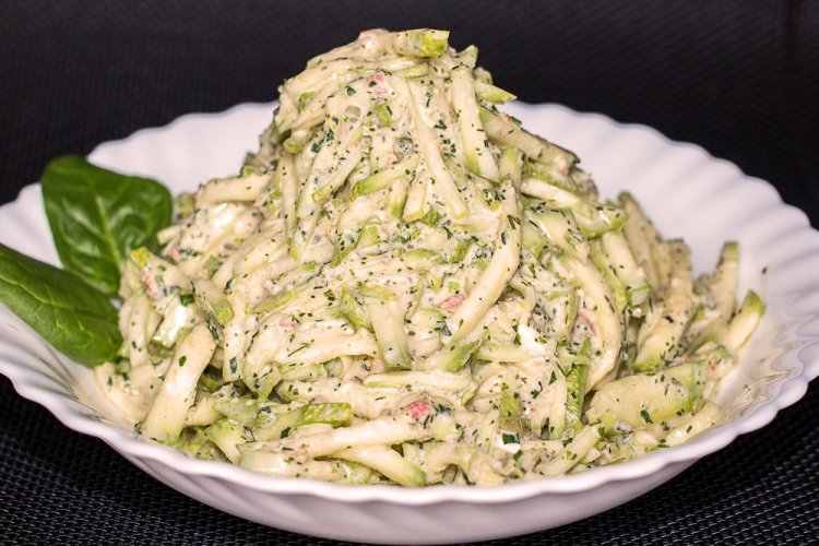 Zucchini Salad with Carrots and Apple