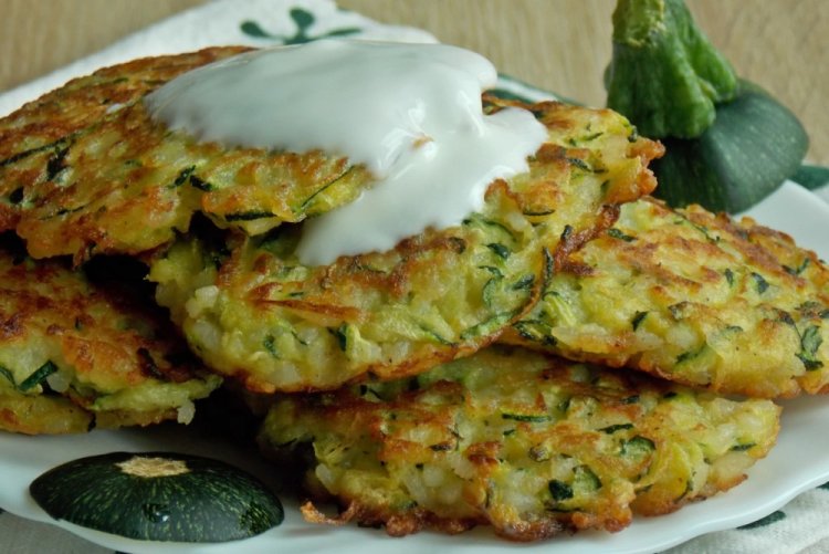 Tortitas de calabacín con arroz sin huevo