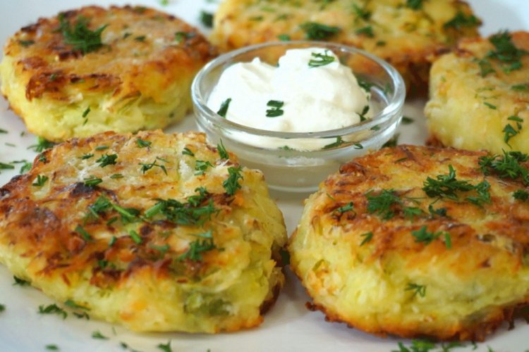 Zucchini and Cauliflower Fritters