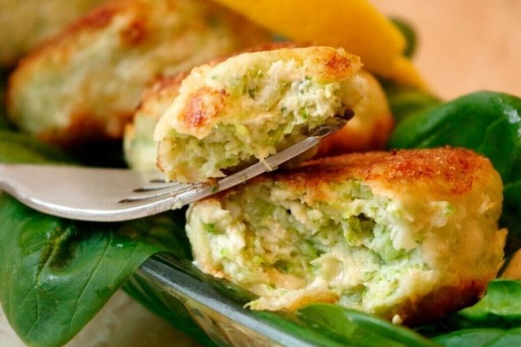 Healthy Zucchini and Broccoli Fritters