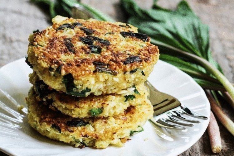 Zucchini and Oatmeal Fritters