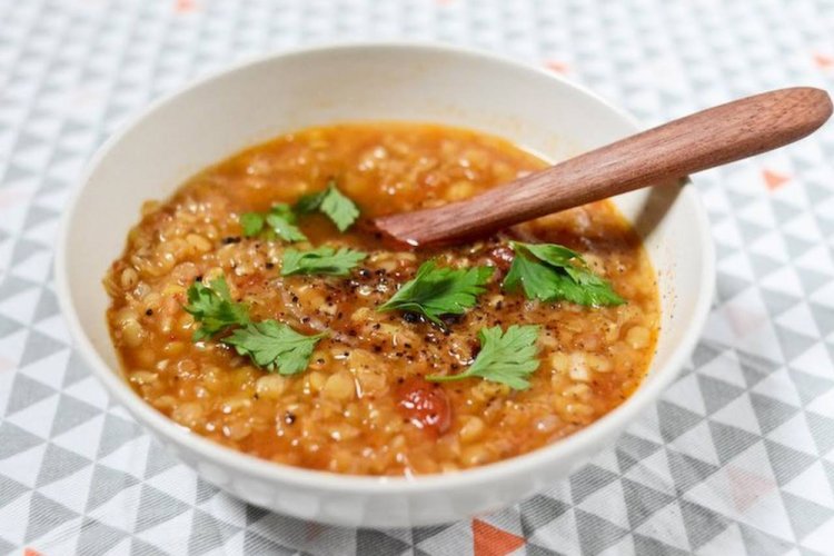 Zucchini Soup with Lentils