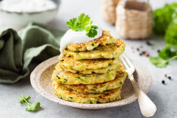 Zucchini Fritters with Cheese and Rice Flour