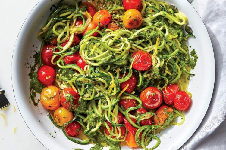 Zucchini Spaghetti with Pesto Sauce
