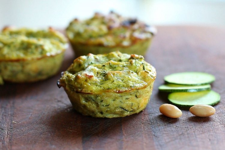 Zucchini Muffins