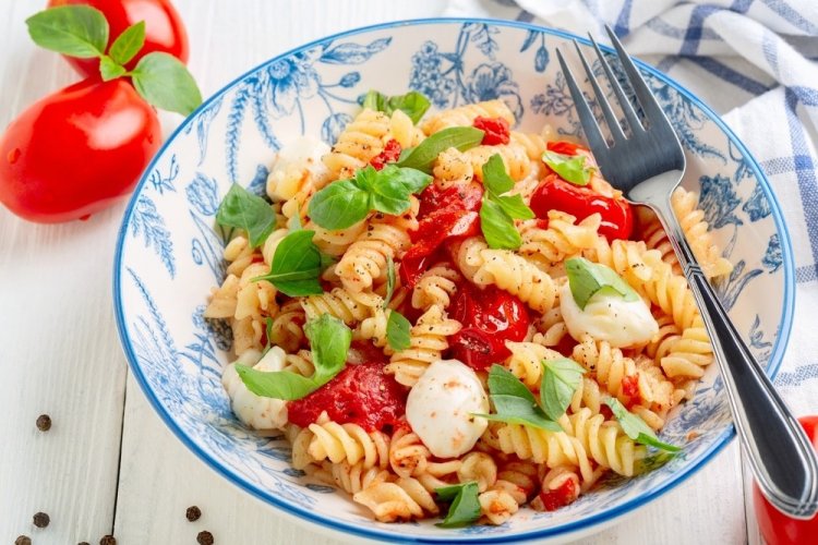 Mozzarella and Pasta Salad