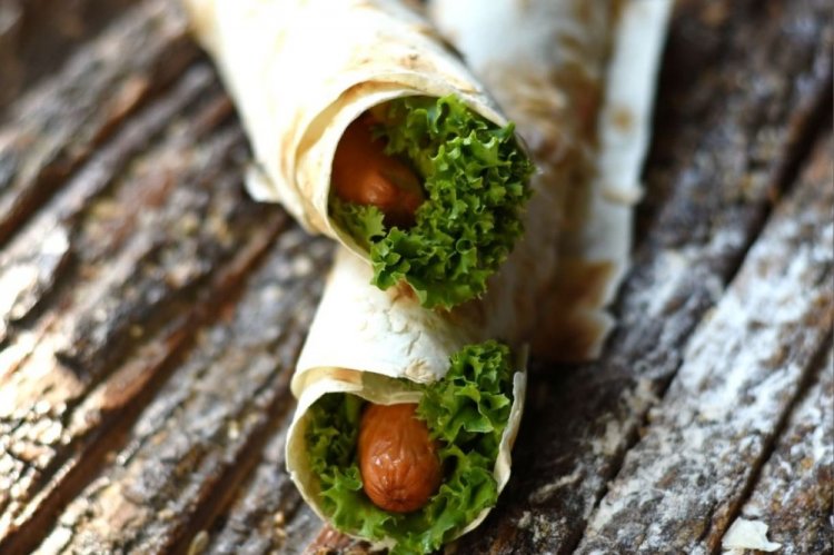 Hot Dog with Arugula in Lavash