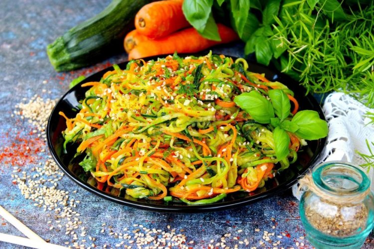Korean-Style Fresh Zucchini Salad