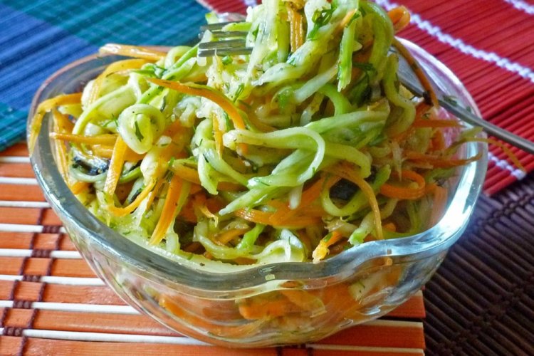 Fresh Zucchini Salad with Ginger and Rice Vinegar