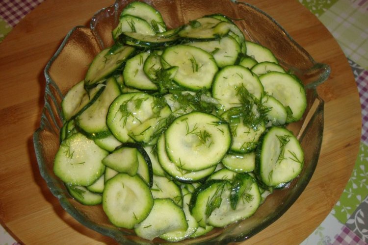 Fresh Zucchini and Cucumber Salad