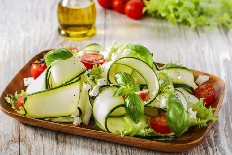 Fresh Zucchini Salad with Feta