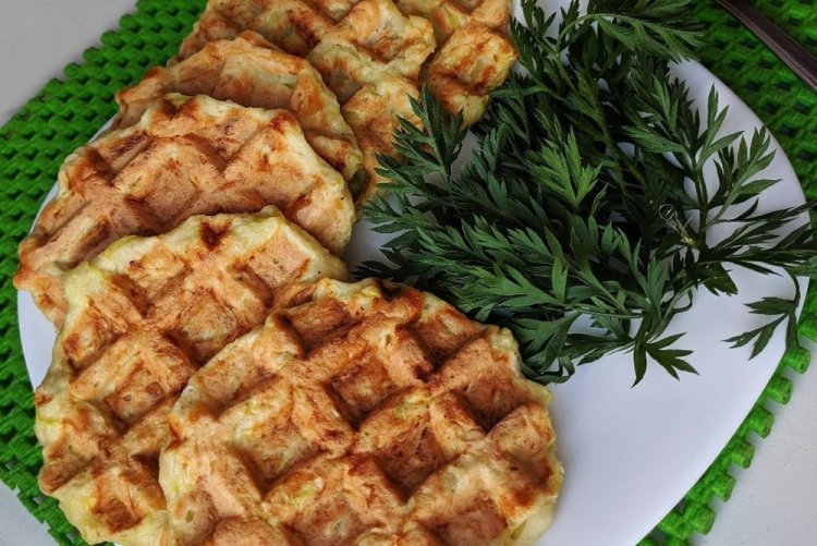 Zucchini Waffles with Oat Flour