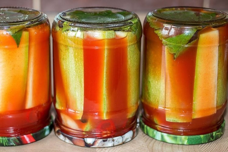 Calabacines con kétchup de chile sin esterilización