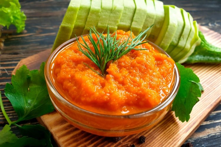 Caviar de calabacín con kétchup de chile para el invierno