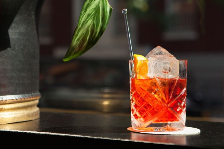 Negroni with White and Red Vermouth