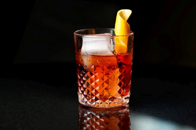 Shaken Negroni