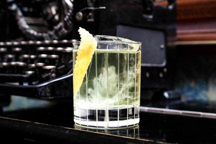 White Negroni