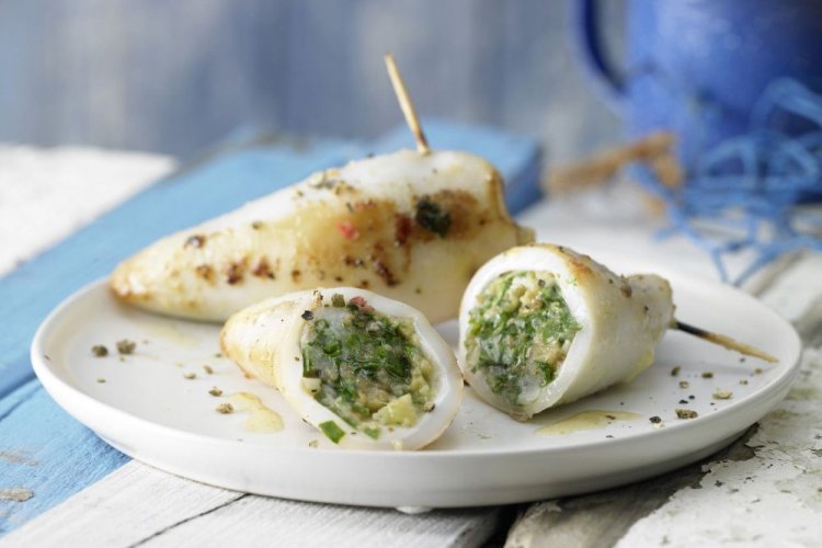 Grilled Squid Stuffed with Egg and Spinach