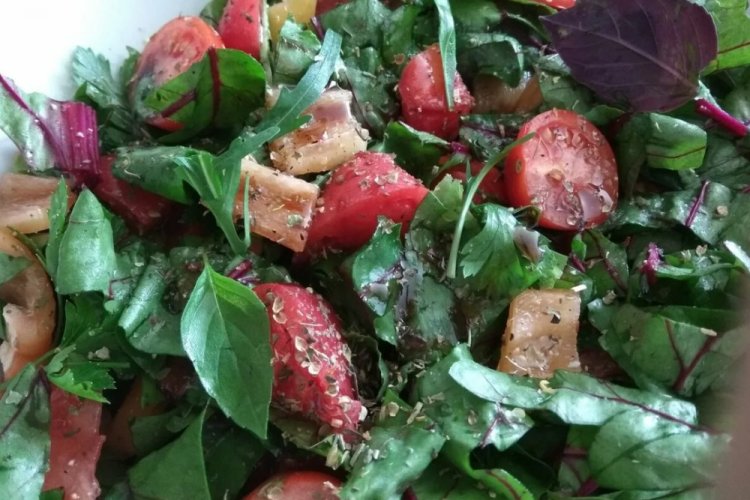 Vegetable Salad with Beet Greens