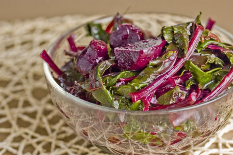 Salad with Beet Greens and Onion
