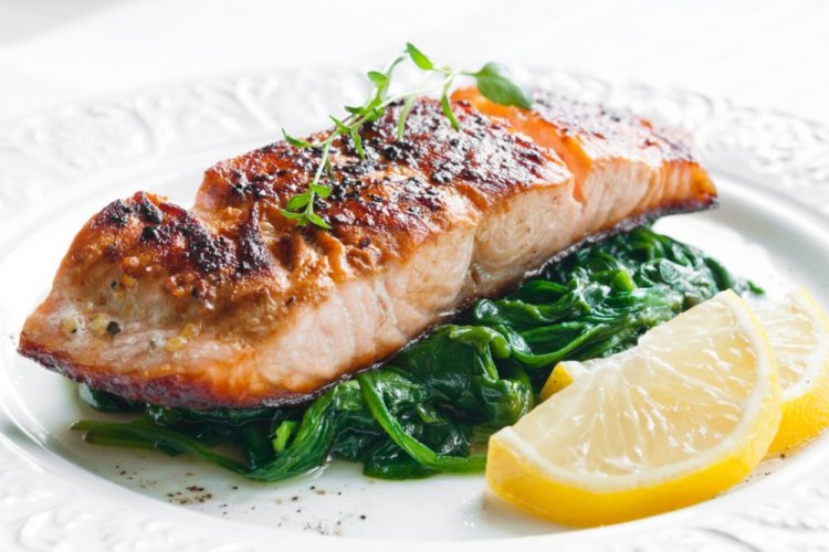 Salmon Steaks with Spinach