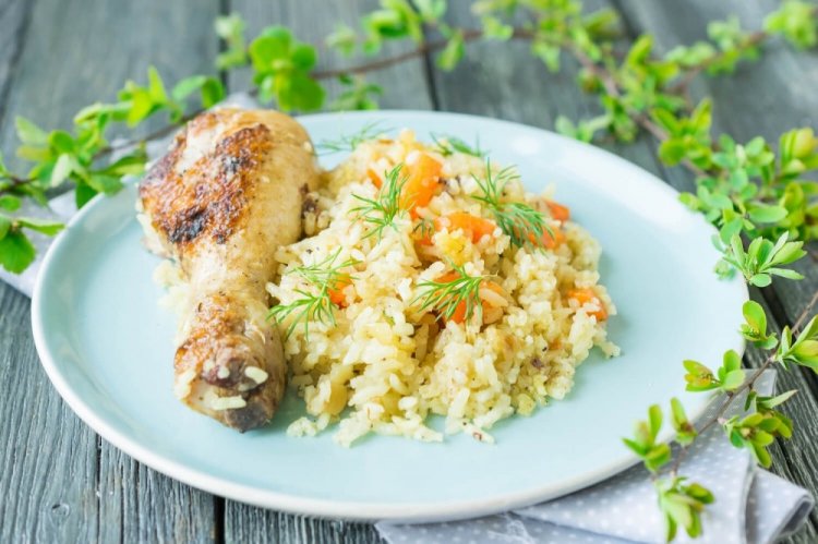 Chicken Drumsticks with Rice and Pineapple in the Oven