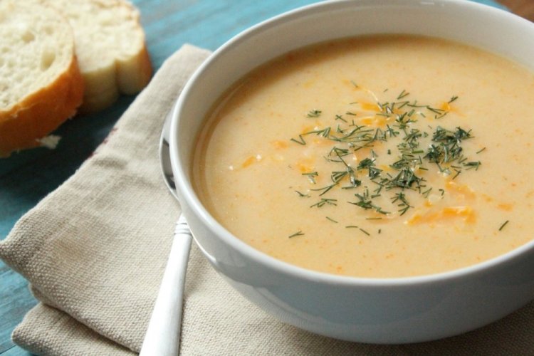 Cheese Cream Soup with Processed Cheese