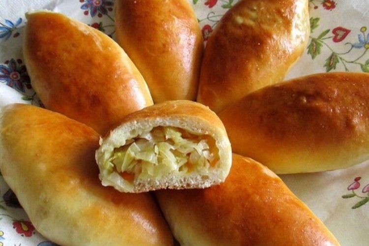 Relleno de col y suluguni para empanadillas