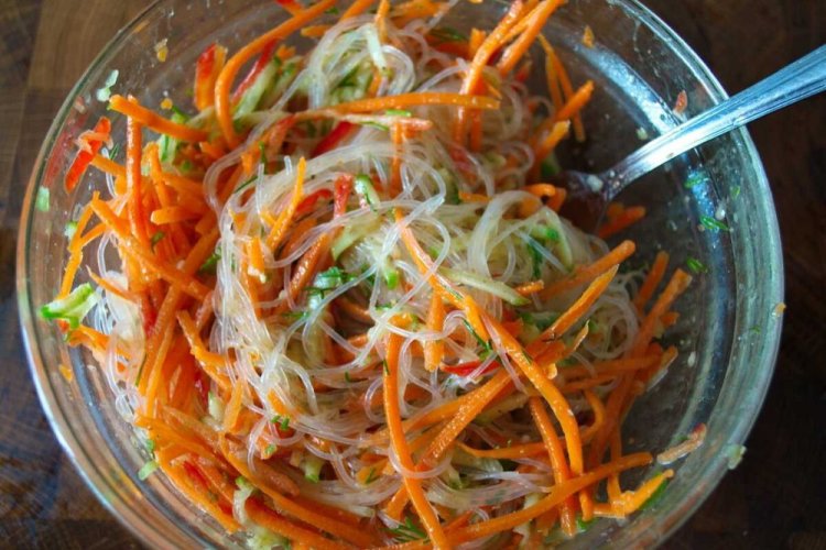 No-Cook Funchoza Dressing with Honey