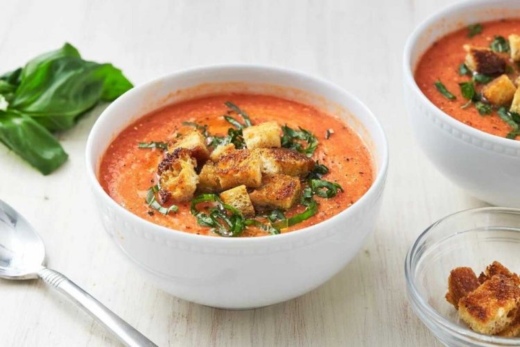 Creamy Tomato Puree Soup