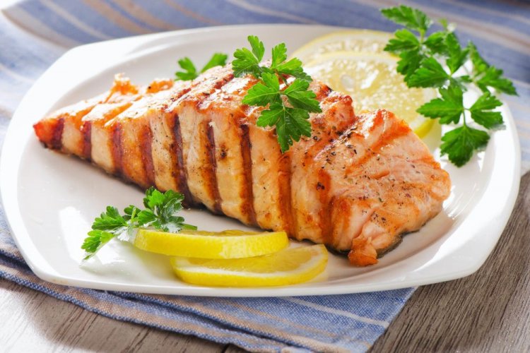 Grilled Salmon with Lemon and Coriander