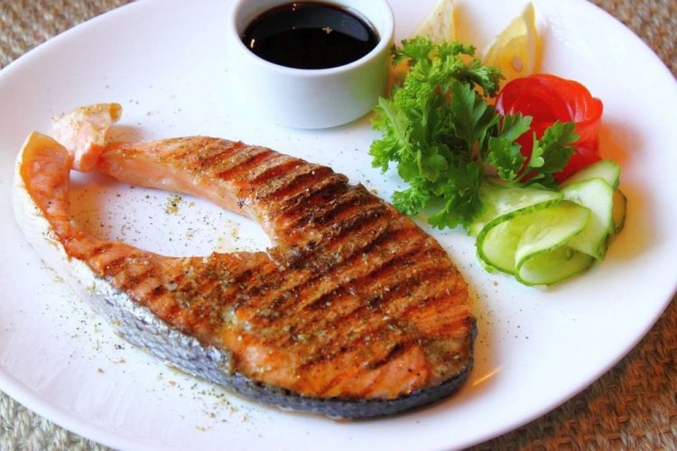 Grilled Salmon Steaks with Teriyaki Sauce and Ginger